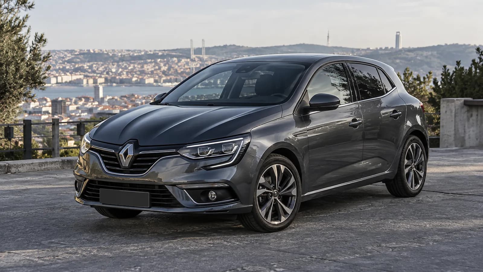 Renault Megane için sürüş hazırlığı sahnesi